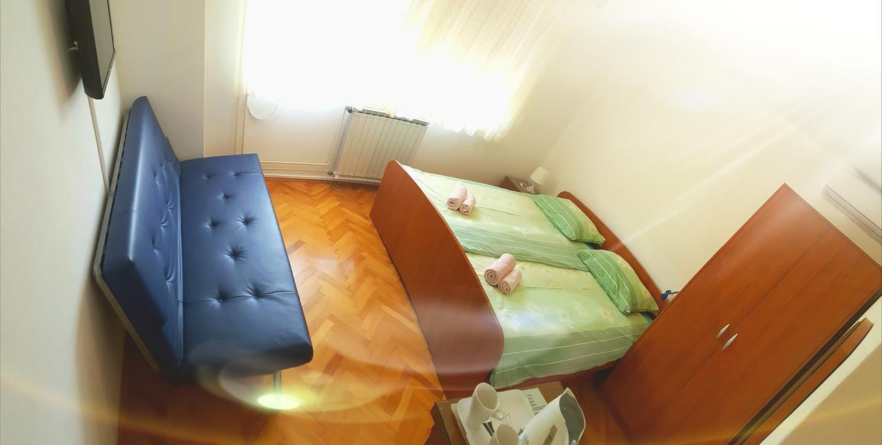 Pansion Margerita Bed & Breakfast Porec Ngoại thất bức ảnh